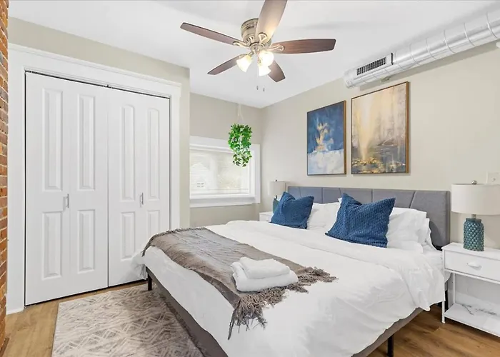 Apartment Trendy 2br Close To Attractions Pittsburgh
