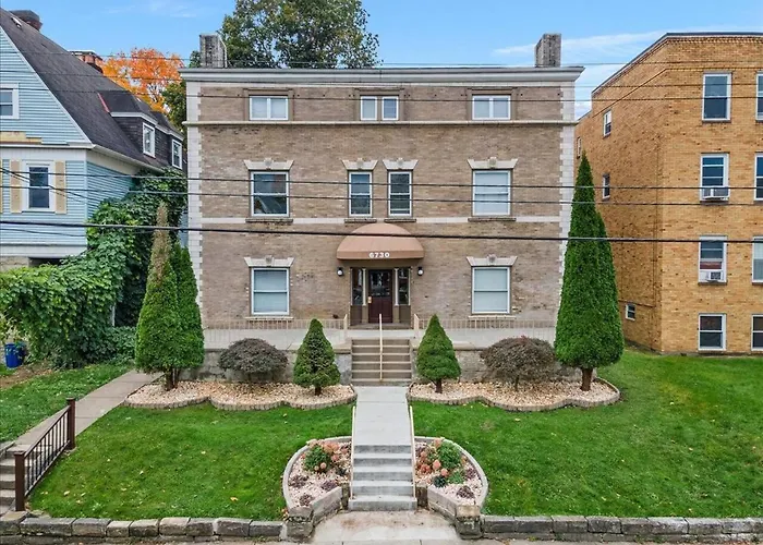 Trendy 2br Close To Attractions Pittsburgh